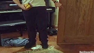 Smutty Pervert Sexy Teen Shows Off Her Tush