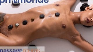 Lusty Hottie Capri Lmonde Is A Vixen