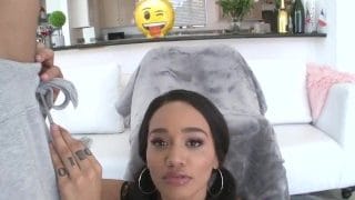 Smutty Peach Julie Kay Craves An Extreme Spurt
