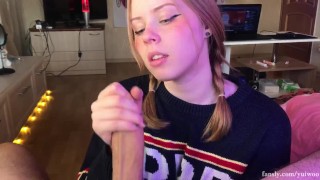 Student girl’s passionate blowjob ending in a delightful cum session